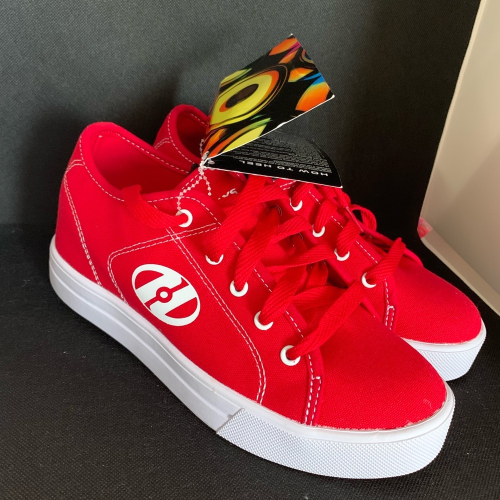 NWT- HEELYS THE ORIGINAL - Red Roller Shoes with White Soles - Picture 2 of 14
